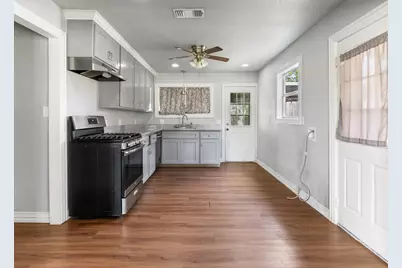 1921 Foote Street, Wharton, TX 77488 - Photo 8