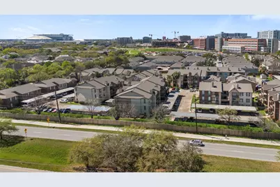 2121 Hepburn Street #707, Houston, TX 77054 - Photo 2