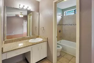 8100 Cambridge St, Houston, TX 77054 - Photo 16