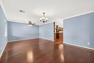 1822 Peer Dr, Houston, TX 77043 - Photo 8