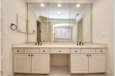 9291 Buffalo Speedway, Houston, TX 77025 - Photo 16