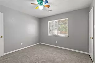 8003 Swiftwater Ln, Houston, TX 77075 - Photo 14