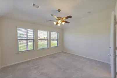 8335 Hawthorn Valley Lane, Houston, TX 77095 - Photo 14