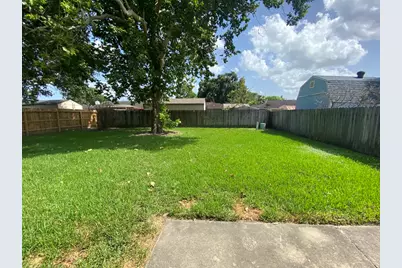 5005 Crestway Drive, La Porte, TX 77571 - Photo 18