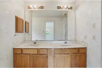 15810 Pilgrim Hall Drive, Friendswood, TX 77546 - Photo 12