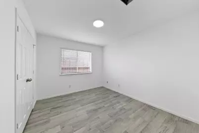 12014 Raven View Drive, Houston, TX 77067 - Photo 10