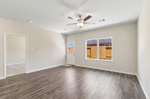 5910 Peony Pl, Magnolia, TX 77354 - Photo 10