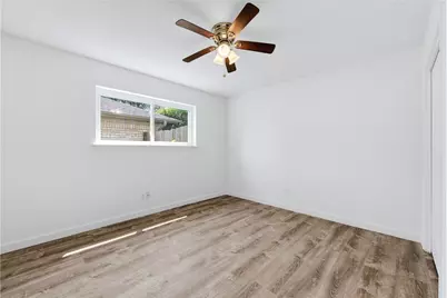 16310 Havenhurst Drive, Houston, TX 77059 - Photo 22