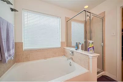 11638 Township Dale Court, Houston, TX 77038 - Photo 32