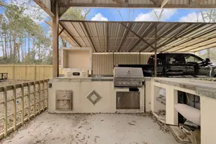 17858 Split Oak Cir, New Caney, TX 77357 - Photo 4