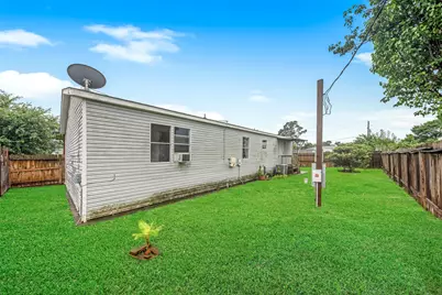 2522 Joseph Pine Lane, Houston, TX 77088 - Photo 16