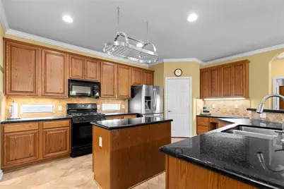 15 Dardenelle Court, Conroe, TX 77384 - Photo 8