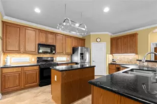 15 Dardenelle Ct, Conroe, TX 77384 - Photo 8