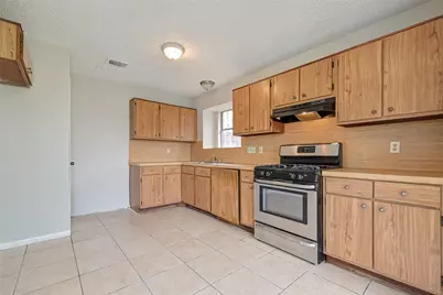 12702 Fawnway Drive, Houston, TX 77048 - Photo 6