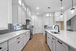 15716 Hoptree Hts Ln, Conroe, TX 77302 - Photo 6