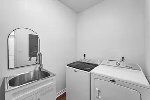 1023 N Bay St, Gilchrist, TX 77617 - Photo 42