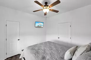 1023 N Bay St, Gilchrist, TX 77617 - Photo 36