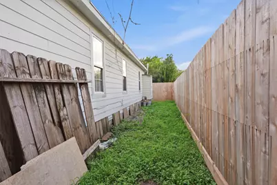 321 Reid Street, Houston, TX 77022 - Photo 28