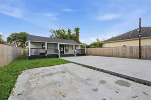 321 Reid St, Houston, TX 77022 - Photo 30