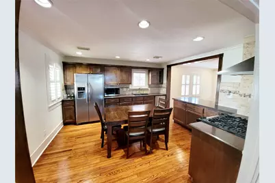 1329 Alexander Street, Houston, TX 77008 - Photo 8