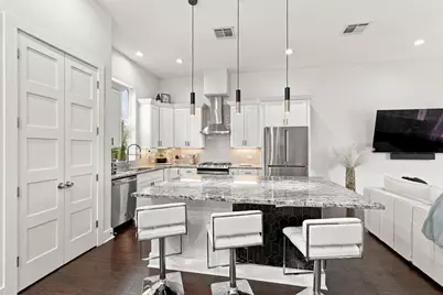 2312 Campbell Road #D, Houston, TX 77080 - Photo 10