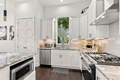 2312 Campbell Road #D, Houston, TX 77080 - Photo 14