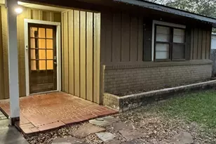 2305 Linwood Ln, Bay City, TX 77414 - Photo 2