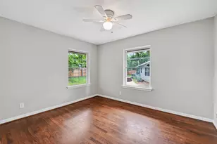4106 Woodshire St, Houston, TX 77025 - Photo 10
