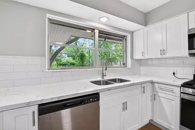 4106 Woodshire Street, Houston, TX 77025 - Photo 22