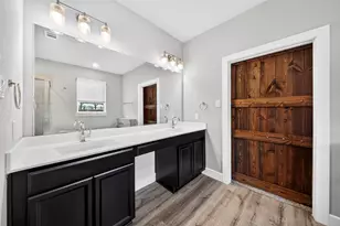 12360 N Chestnut Hls Dr, Conroe, TX 77303 - Photo 20