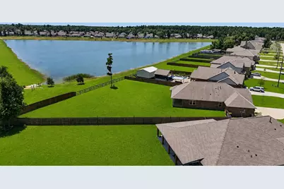12360 N Chestnut Hills Drive, Conroe, TX 77303 - Photo 12