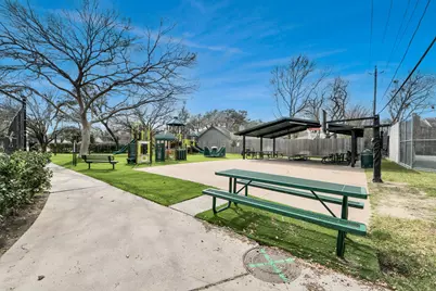 1307 Blue Willow Drive, Houston, TX 77042 - Photo 26