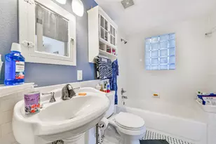 3210 Ursuline St, Galveston, TX 77550 - Photo 20