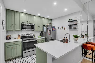 11711 Memorial Drive #271, Houston, TX 77024 - Photo 12