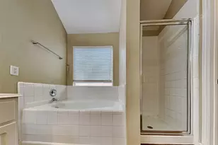 1835 Manor Dr, Baytown, TX 77521 - Photo 12