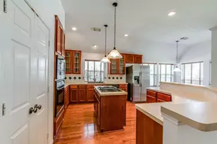 1718 Bumelia Ct, Sugar Land, TX 77479 - Photo 8