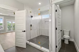 5000 Higgins Unit St, Houston, TX 77033 - Photo 16