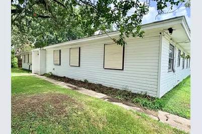 217 S 17th Street, West Columbia, TX 77486 - Photo 4