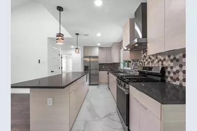 1107 Stonecrest Drive, Houston, TX 77018 - Photo 10