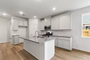 12875 Hannah Spgs Ln, Magnolia, TX 77354 - Photo 6