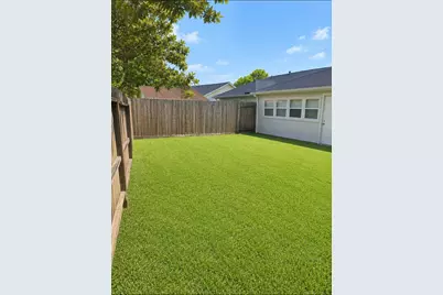 3775 Quiet Place Drive, Houston, TX 77082 - Photo 22