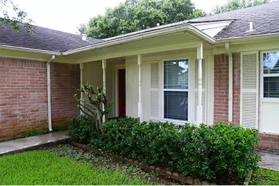 2410 Old Fort Road, Sugar Land, TX 77479 - Photo 2