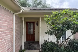 2410 Old Fort Rd, Sugar Land, TX 77479 - Photo 2