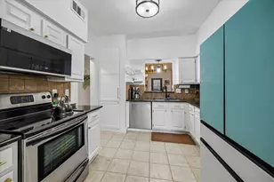 848 Augusta Dr, Houston, TX 77057 - Photo 12