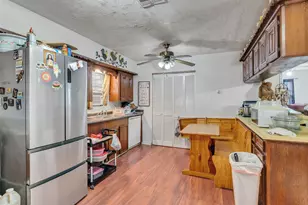 4323 Ave R 1/2, Galveston, TX 77550 - Photo 32