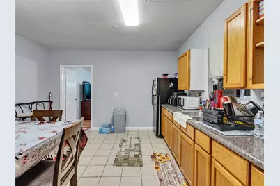 4323 Avenue R 1/2, Galveston, TX 77550 - Photo 10