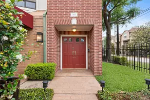 501 Detering St, Houston, TX 77007 - Photo 2