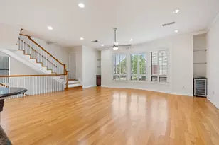 501 Detering St, Houston, TX 77007 - Photo 6