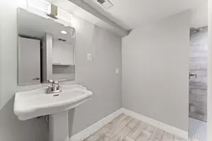 13346 Trail Hollow Dr, Houston, TX 77079 - Photo 12