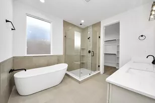 205 Wyndemere Dr, Montgomery, TX 77356 - Photo 12